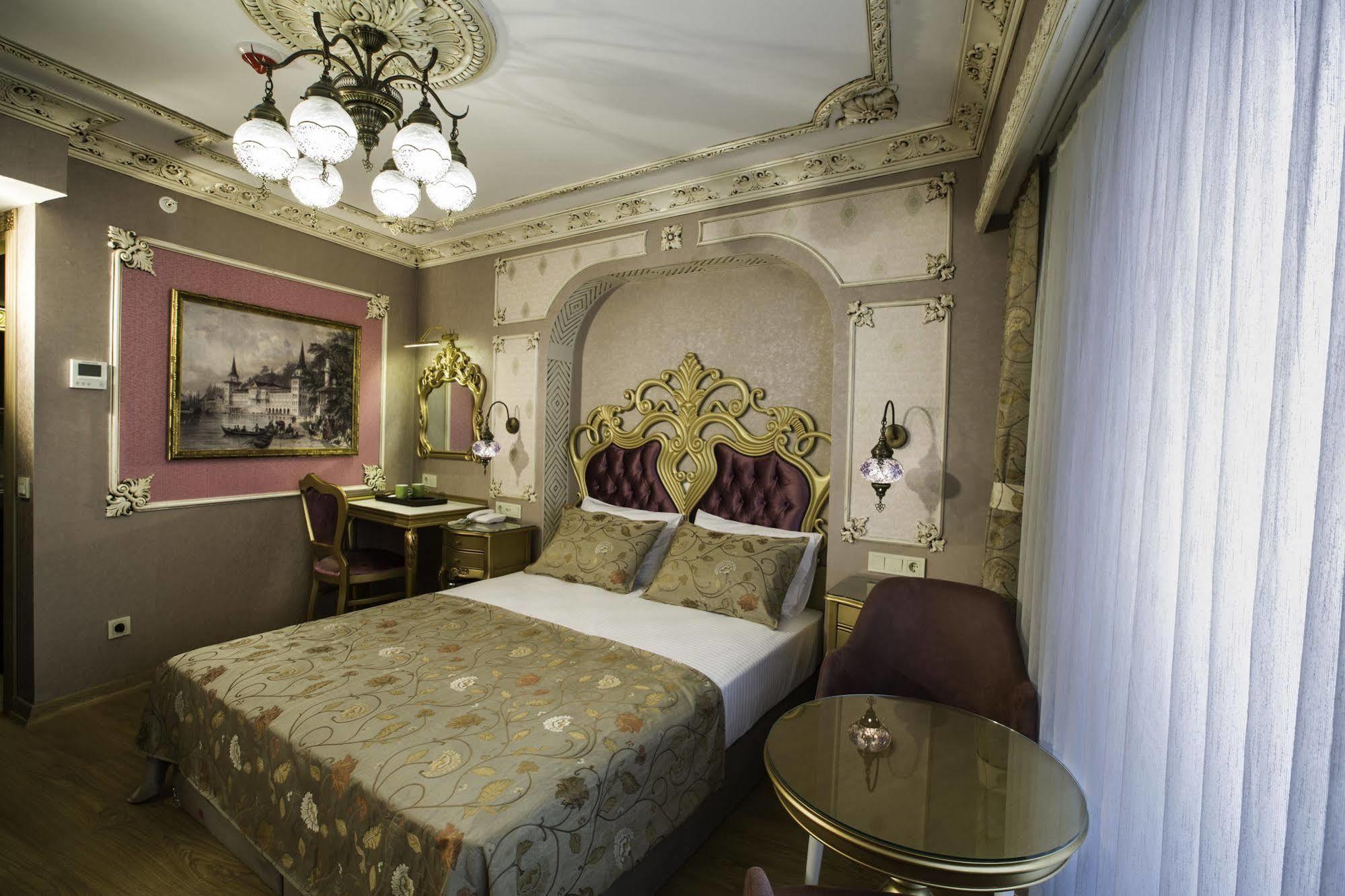 Phosphorion Hotel Istanbul Exterior photo A room at the hotel