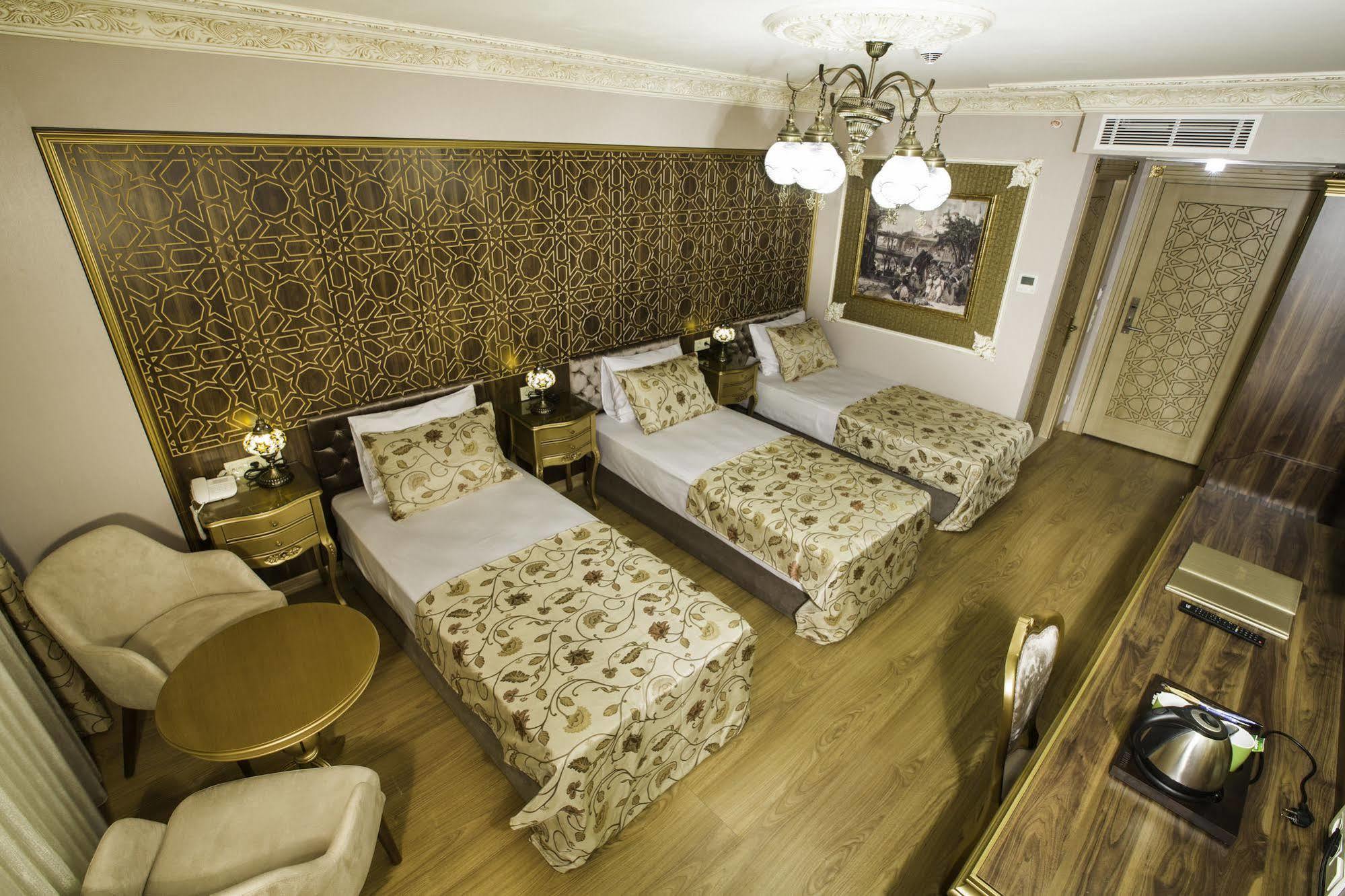 Phosphorion Hotel Istanbul Exterior photo A room at the hotel