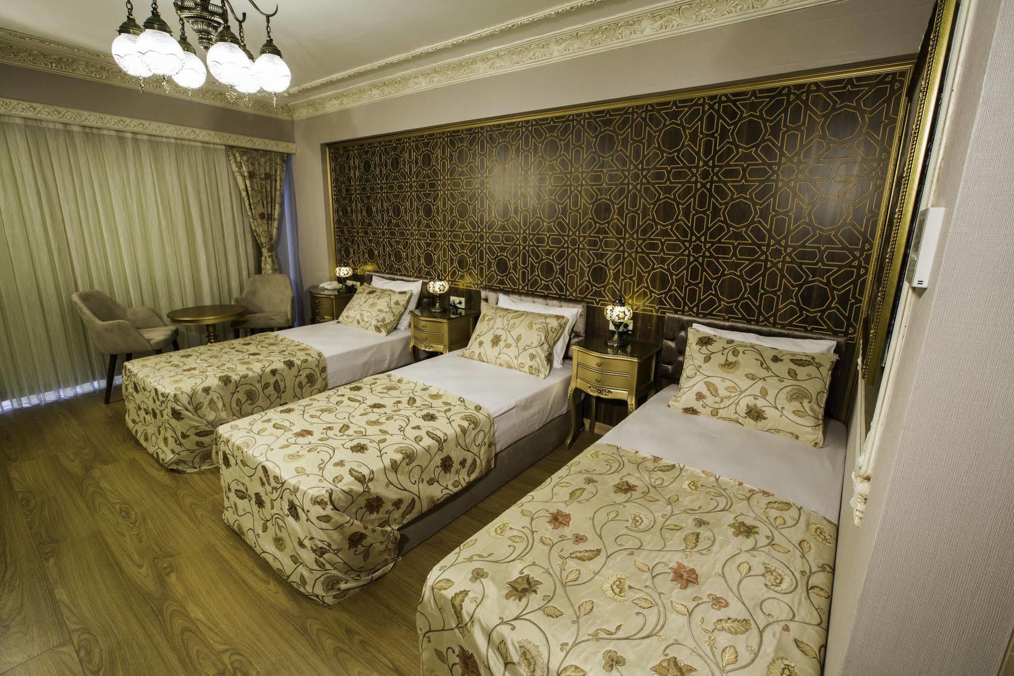Phosphorion Hotel Istanbul Exterior photo A room at the hotel